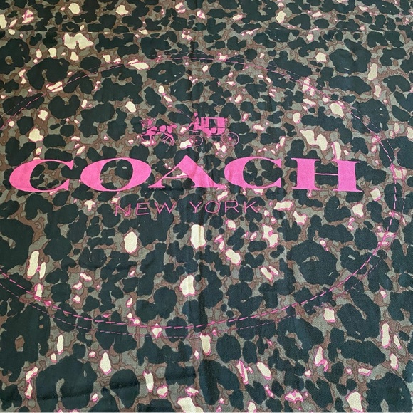 Coach New York Large Animal Print Wool Scarf Wrap Purple Fringe Size 52” X 52” - Picture 5 of 15